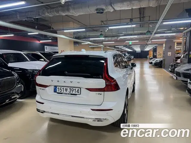 Volvo XC60 2024 — Photo 11/20