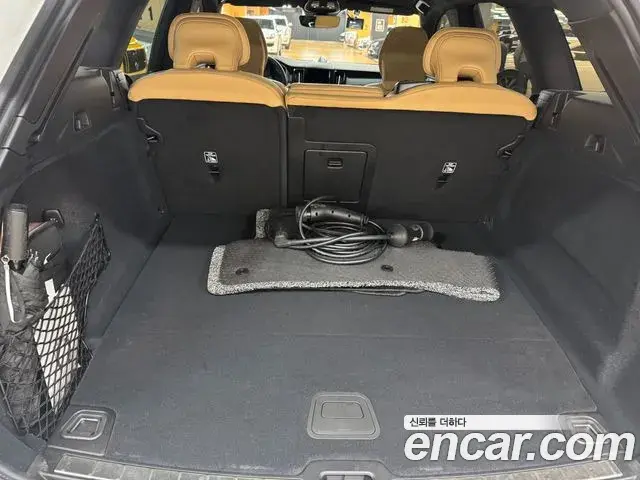 Volvo XC60 2024 — Photo 8/20
