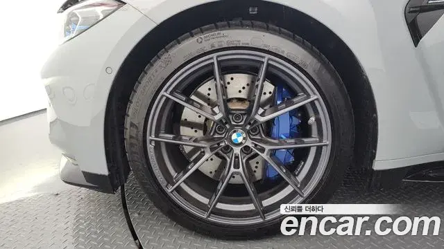 BMW M3 2024 — ფოტო 31/32