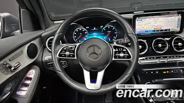 Mercedes-Benz GLC-Class 2021 — ფოტო 23/36
