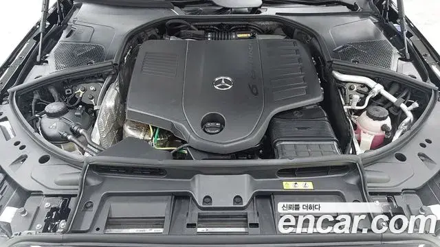 Mercedes-Benz S-Class 2025 — Фото 5/17