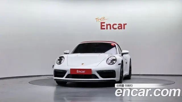 Porsche 911 2023 — ფოტო 4/20