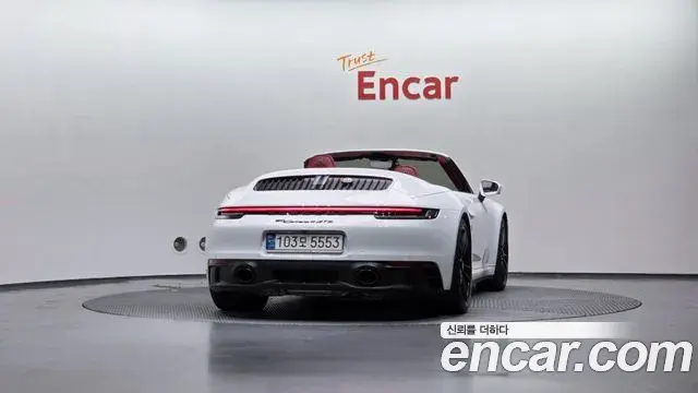Porsche 911 2023 — ფოტო 13/20