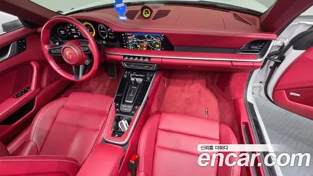 Porsche 911 2023 — ფოტო 11/20