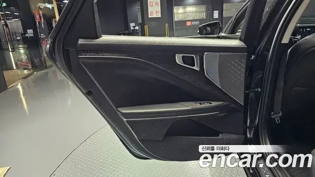 Kia K8 2021 — Şəkil 12/30