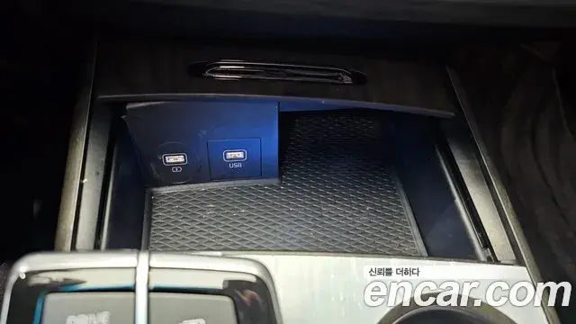 Kia K8 2021 — Şəkil 23/30