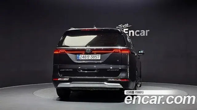 Kia Carnival 2020 — Photo 4/20