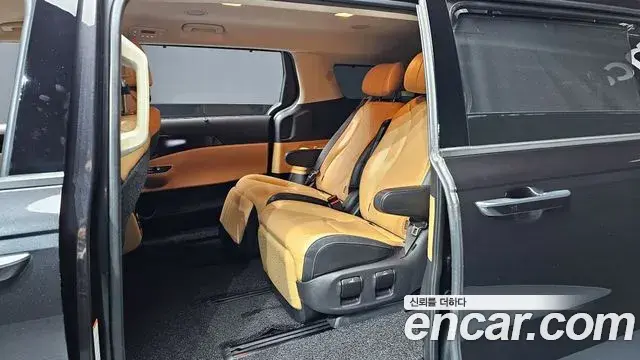Kia Carnival 2020 — Photo 12/20
