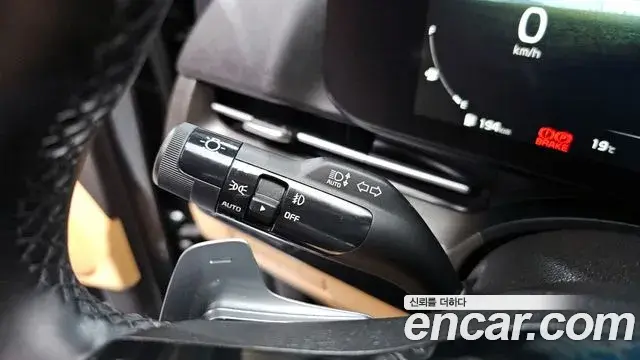 Kia Carnival 2020 — Photo 18/20