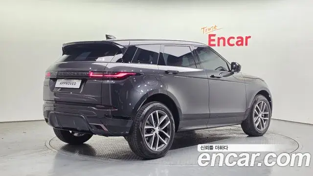 Land Rover Range Rover Evoque 2025 — Фото 2/20