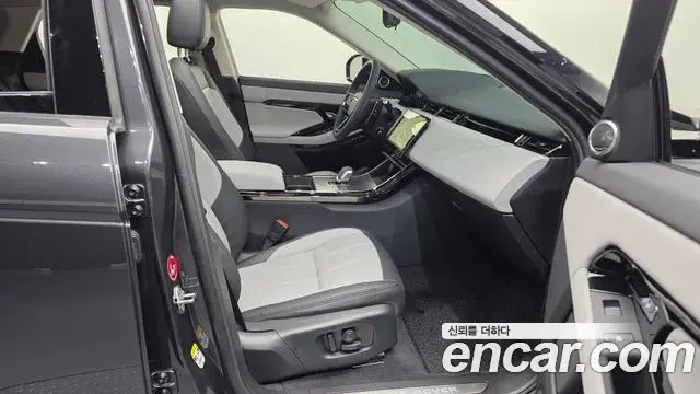 Land Rover Range Rover Evoque 2025 — Фото 3/20