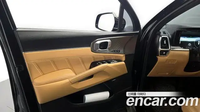 Kia Sorento 2021 — Photo 4/32