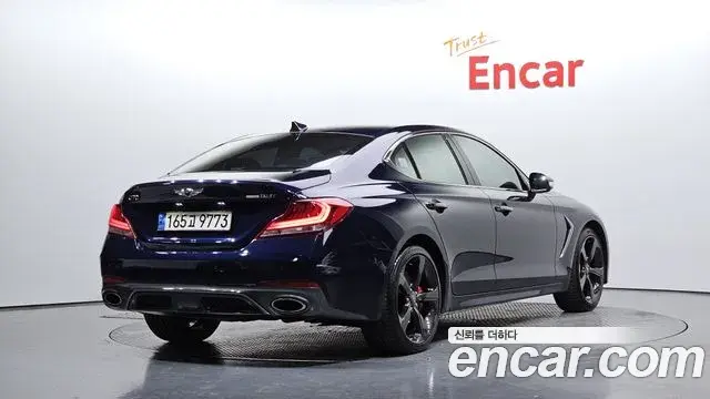 Genesis G70 2020 — ფოტო 12/20