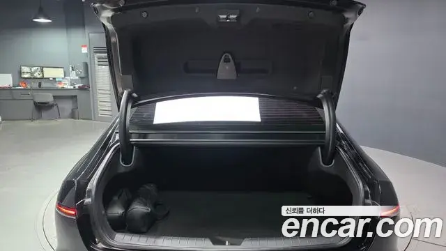 Hyundai Grandeur 2023 — Фото 20/20