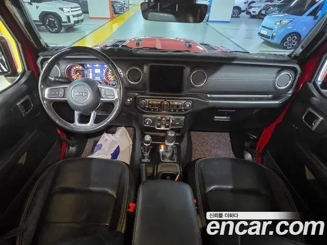 Jeep Wrangler 2019 — Şəkil 17/20