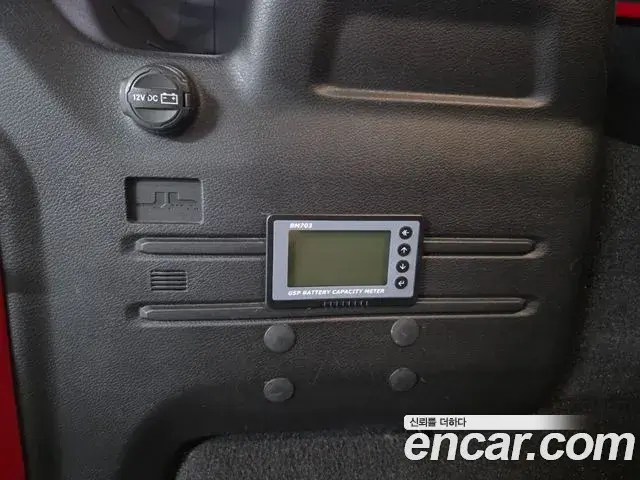 Jeep Wrangler 2019 — Şəkil 19/20