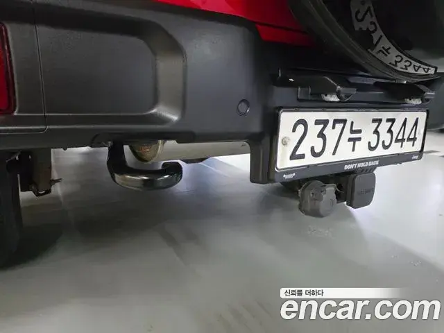 Jeep Wrangler 2019 — Şəkil 18/20