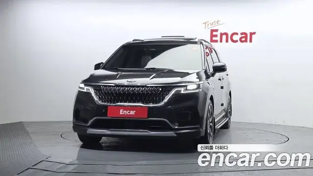 Kia Carnival 2021 — Фото 2/20