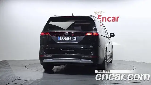 Kia Carnival 2021 — Фото 3/20