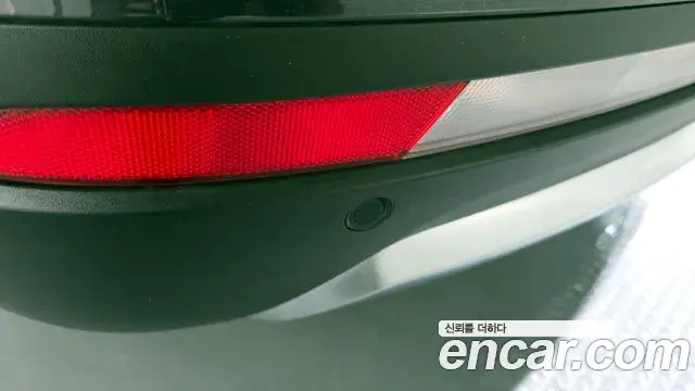 Kia Carnival 2021 — Şəkil 26/35
