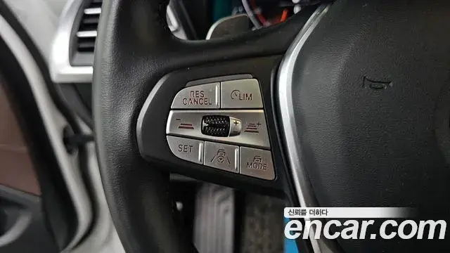 BMW X4 2021 — Photo 13/34