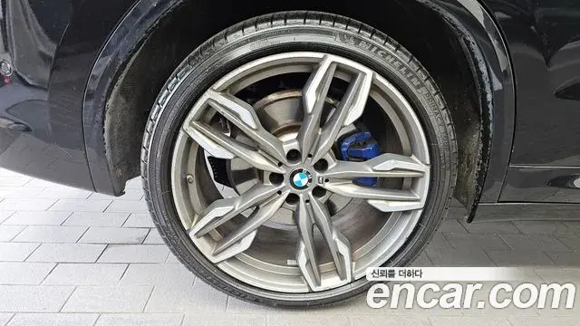 BMW X3 2020 — Photo 30/31