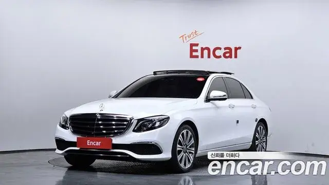 Mercedes-Benz E-Class 2020 — ფოტო 20/37