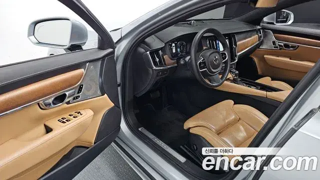 Volvo S90 2019 — Фото 10/20