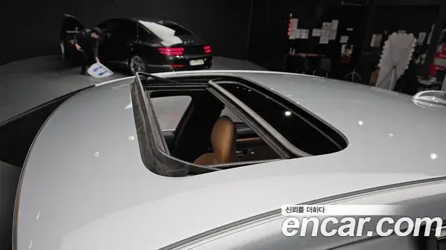 Volvo S90 2019 — Photo 27/32