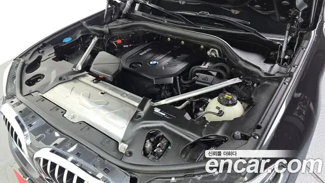 BMW X3 2018 — ფოტო 18/20