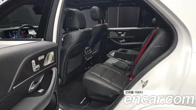 Mercedes-Benz GLE-Class 2024 — ფოტო 14/36