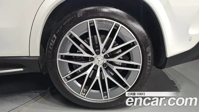 Mercedes-Benz GLE-Class 2024 — ფოტო 24/36