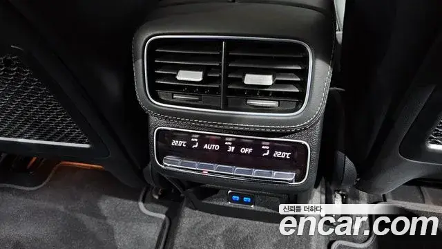 Mercedes-Benz GLE-Class 2024 — ფოტო 22/36