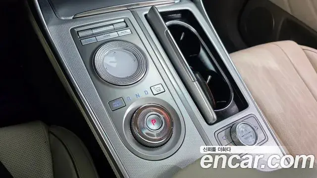 Genesis GV80 2020 — Şəkil 19/20