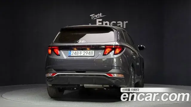 Hyundai Tucson Hybrid 2021 — ფოტო 19/20