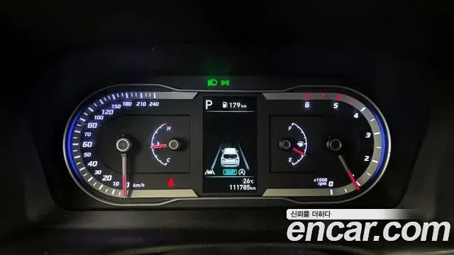Hyundai Tucson Hybrid 2021 — ფოტო 14/20