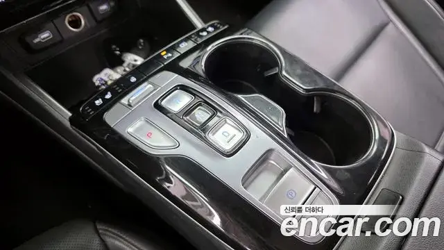 Hyundai Tucson Hybrid 2021 — ფოტო 13/20