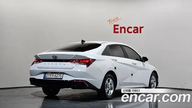 Hyundai Avante 2021 — Фото 2/20