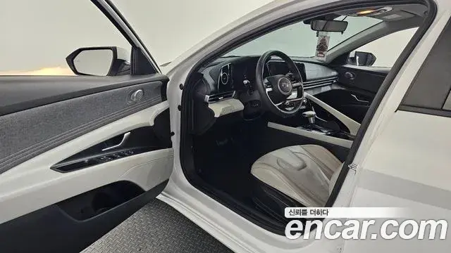 Hyundai Avante 2021 — Фото 10/20