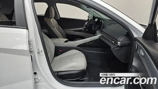 Hyundai The New Avante Hybrid 2021 — Şəkil 14/34