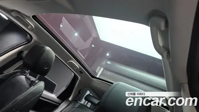 Land Rover Discovery Sport 2020 — Photo 11/33