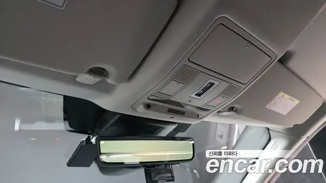 Land Rover Discovery Sport 2020 — Photo 8/33