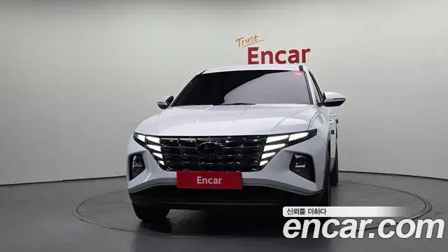 Hyundai Tucson Hybrid 2022 — ფოტო 19/20