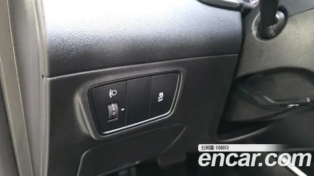 Hyundai Tucson Hybrid 2022 — ფოტო 13/20