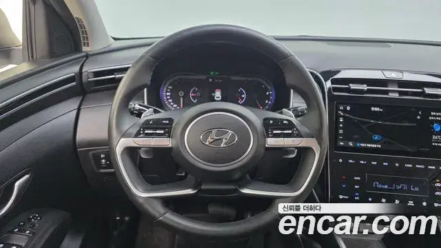 Hyundai Tucson Hybrid 2022 — ფოტო 12/20
