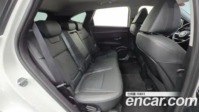 Hyundai Tucson Hybrid 2022 — ფოტო 8/20