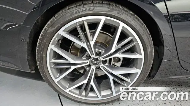 Audi A7 2025 — Photo 35/36