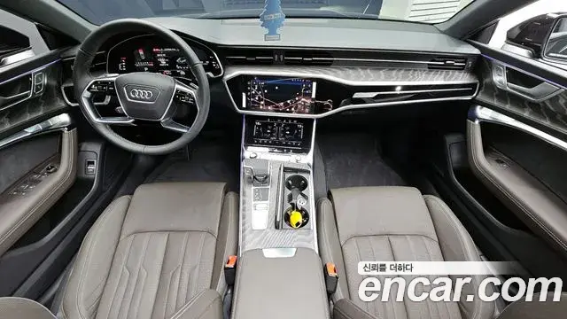 Audi A7 2025 — Photo 2/36