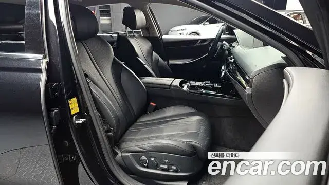 Genesis G80 2023 — Photo 6/30