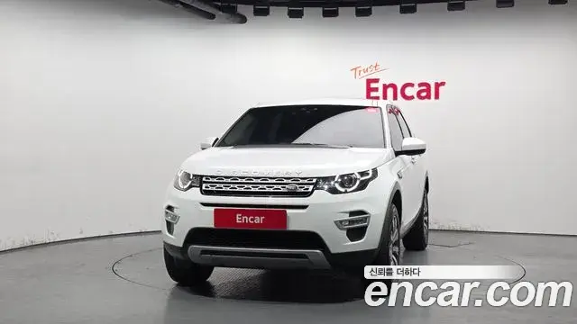 Land Rover Discovery Sport 2018 — Фото 3/20